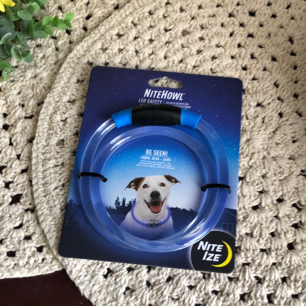 Nite Ize NiteHowl LED Dog Safety Necklace